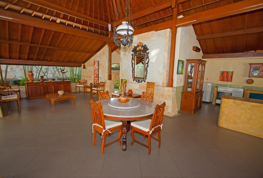 Rumah Mertasari Denpasar Esterno foto